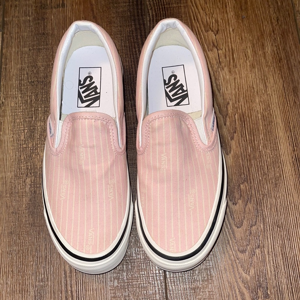 Slip-on Vans